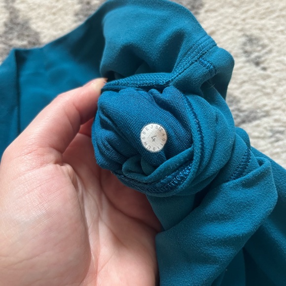 Lululemon align 25” Capri - Picture 5 of 7